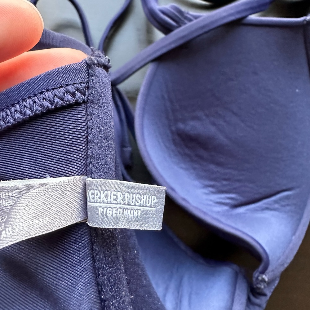 Aerie Navy Strappy ‘Perkier Push-Up’ Bikini Top Size 34B EUC - Picture 6 of 7